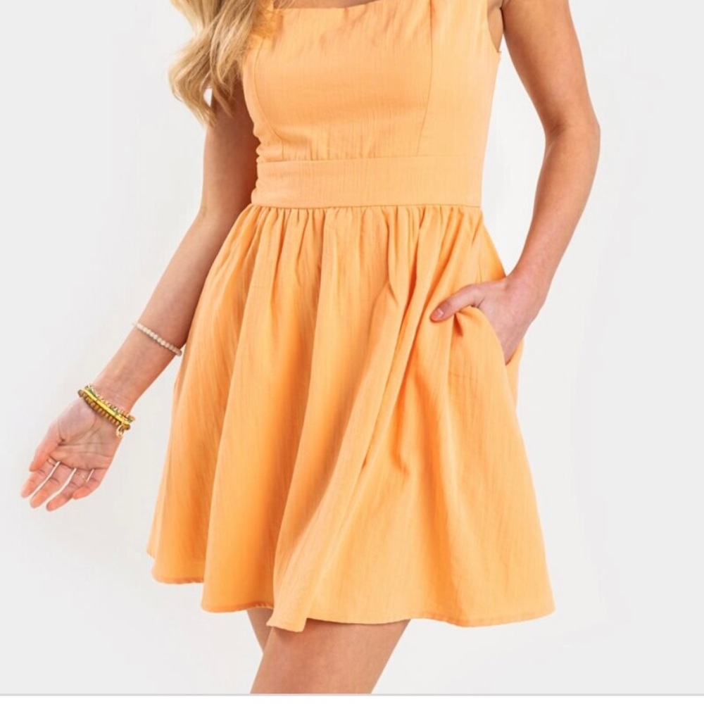Sandy flare mini dress size medium never worn.